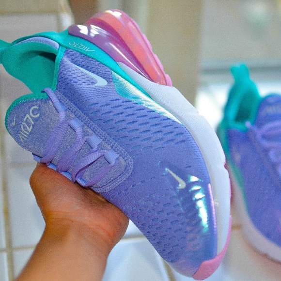 NIKE AIR MAX 270 - Picture 4 of 6